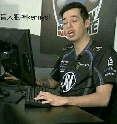 国足在出球 国足在出球